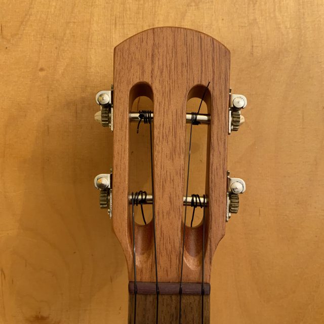 Carlos Gonzalez Estudio <br> 14 Bünde <br> kleine Hände – Bild 4